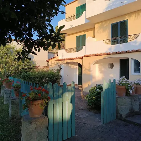 Olivia Ischia - Monolocali E Bilocali Nel Con Piscine E Vista Mare