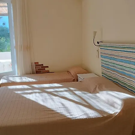 Olivia Ischia - Monolocali E Bilocali Nel Con Piscine E Vista Mare Форио