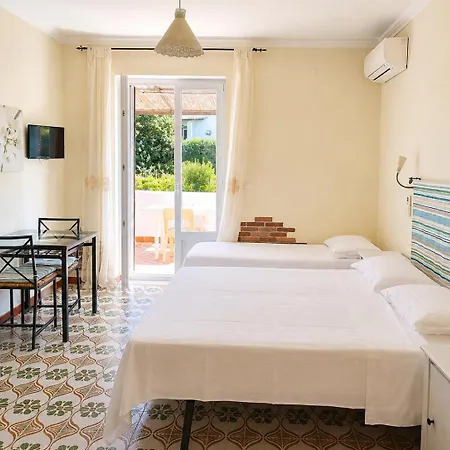 Olivia Ischia - Monolocali E Bilocali Nel Con Piscine E Vista Mare Aparthotel 4*