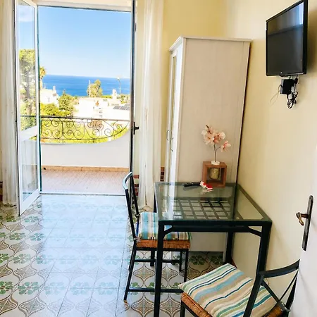 Olivia Ischia - Monolocali E Bilocali Nel Con Piscine E Vista Mare Forio (Isola d'Ischia)