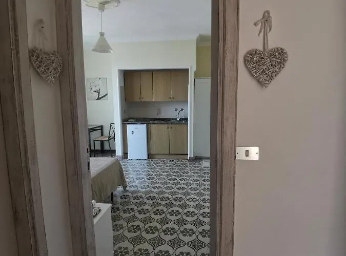 Olivia Ischia - Monolocali E Bilocali Nel Con Piscine E Vista Mare 4* Форио