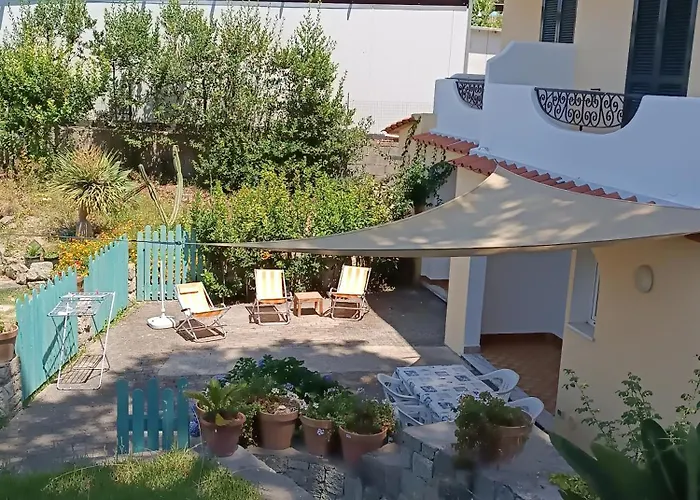 Olivia Ischia - Monolocali E Bilocali Nel Con Piscine E Vista Mare Апарт-отель