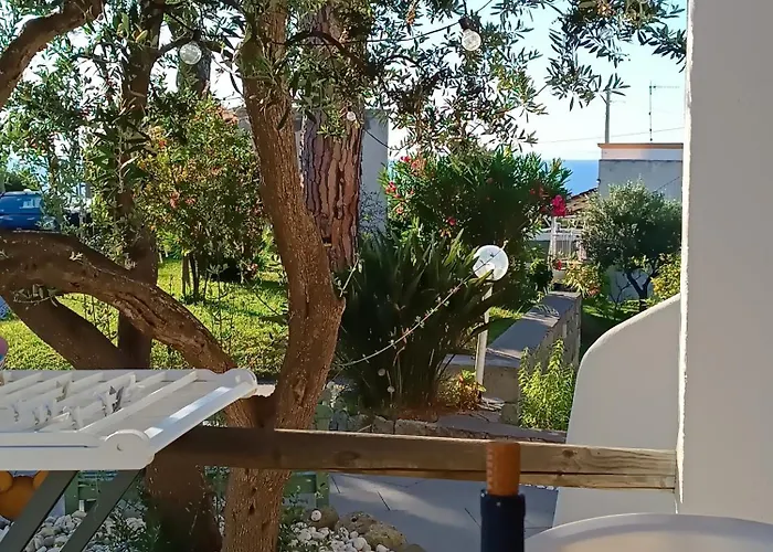 Olivia Ischia - Monolocali E Bilocali Nel Con Piscine E Vista Mare