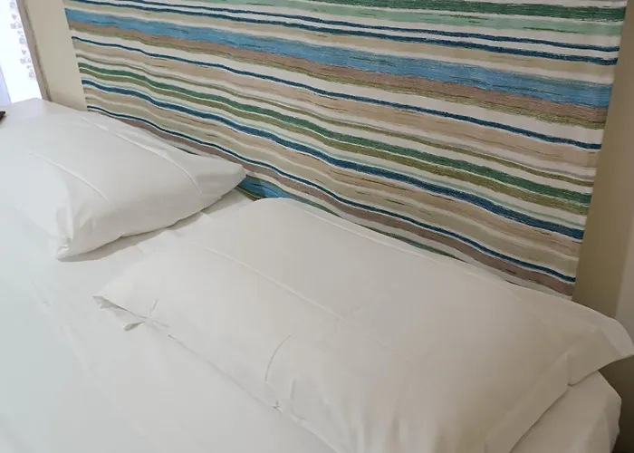 Апарт-отель Olivia Ischia - Monolocali E Bilocali Nel Con Piscine E Vista Mare