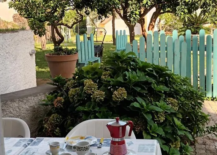 Апарт-отель Olivia Ischia - Monolocali E Bilocali Nel Con Piscine E Vista Mare 4*